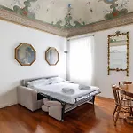 Dimora Palazzo Bezzi 4s, Centro