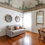 Dimora Palazzo Bezzi 4s, Centro Διαμέρισμα