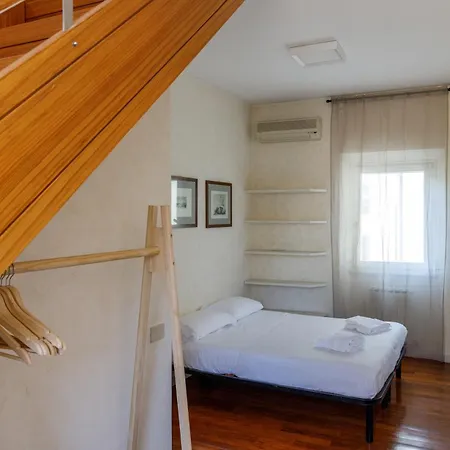 Dimora Alberoni Apartment *